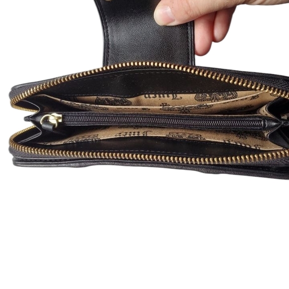 Juicy Couture Brown Clutch Wallet - Picture 6 of 7